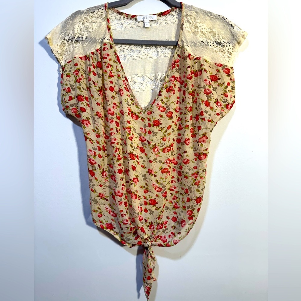 dELiA*s Floral Blouse with Tie Front and V-Neckline